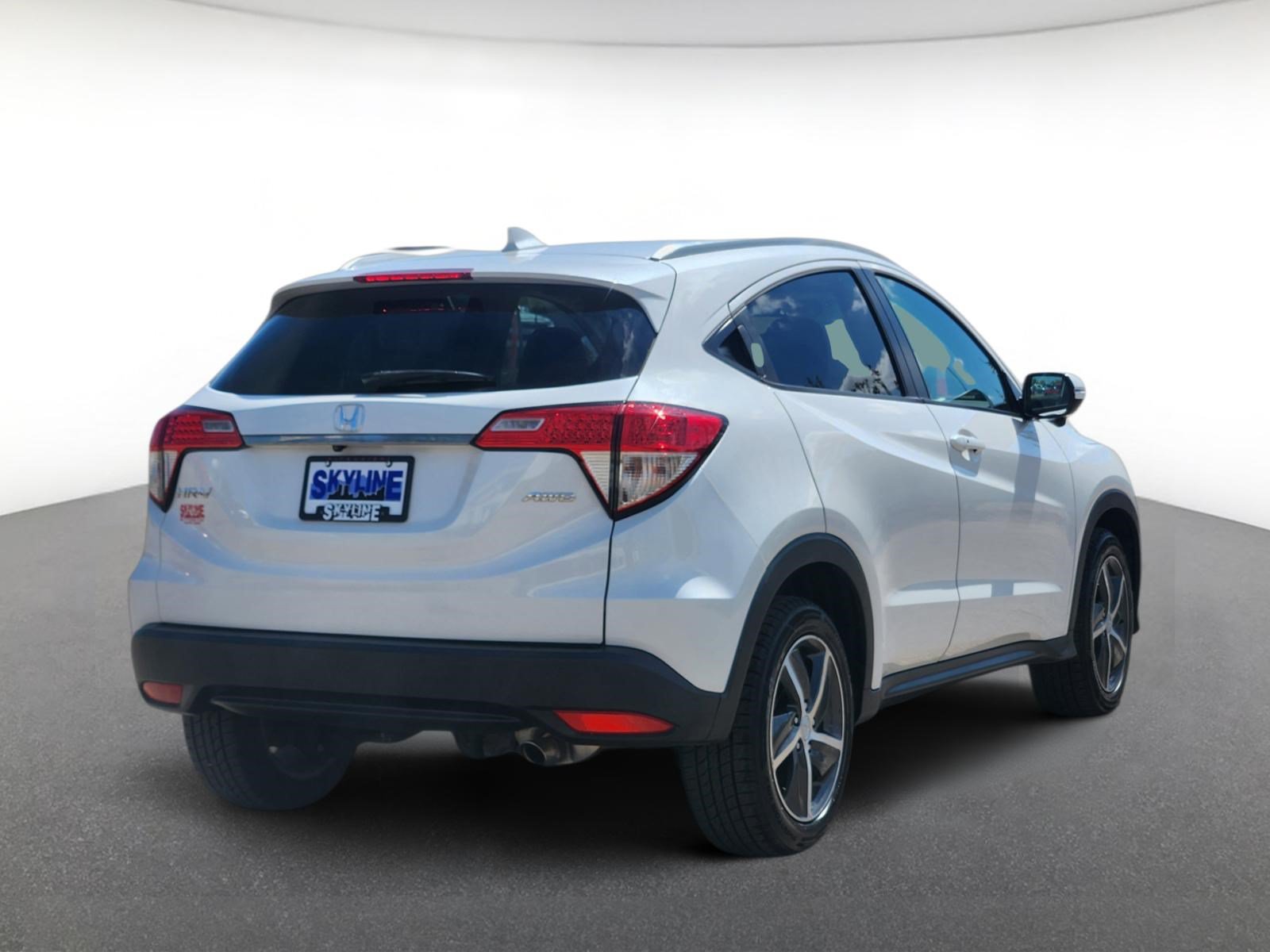 Used 2022 Honda HR-V EX-L image 3