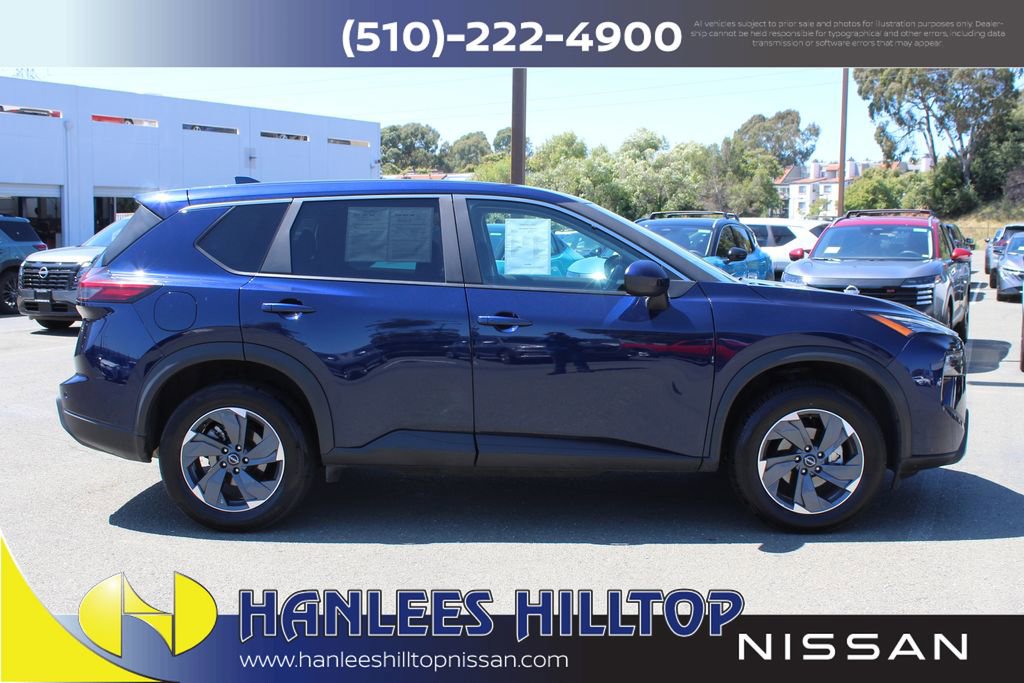 Used 2025 Nissan Rogue SV FWD image 6