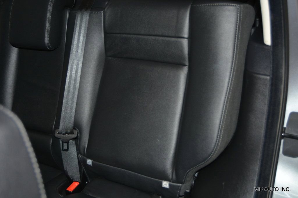 Used 2011 Land Rover Range Rover Sport HSE image 24