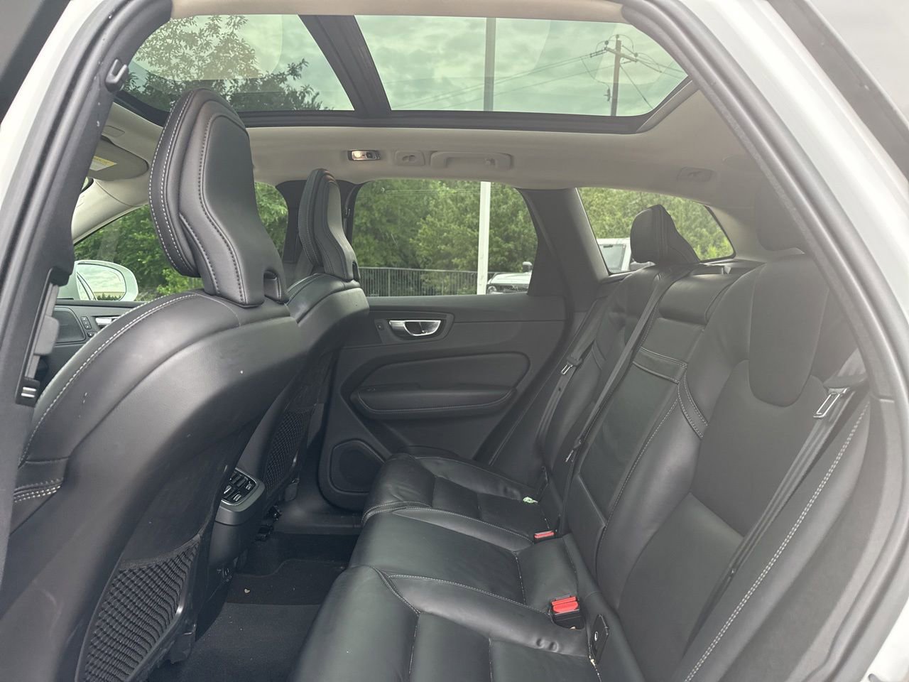 Certified 2021 Volvo XC60 T5 Inscription w/ Advanced Package FWD image 16