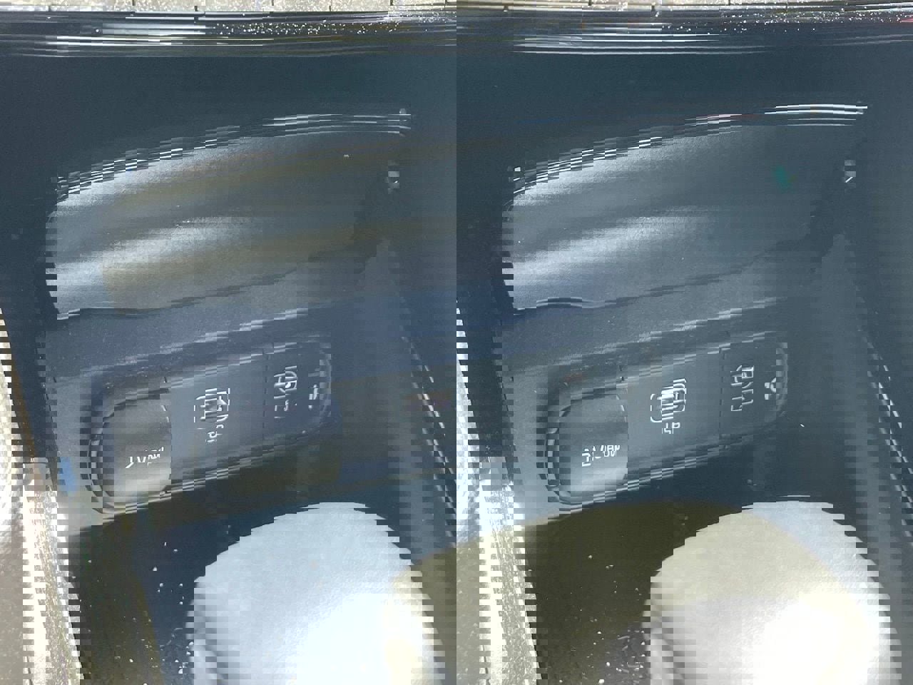 Used 2025 Kia Telluride S image 10