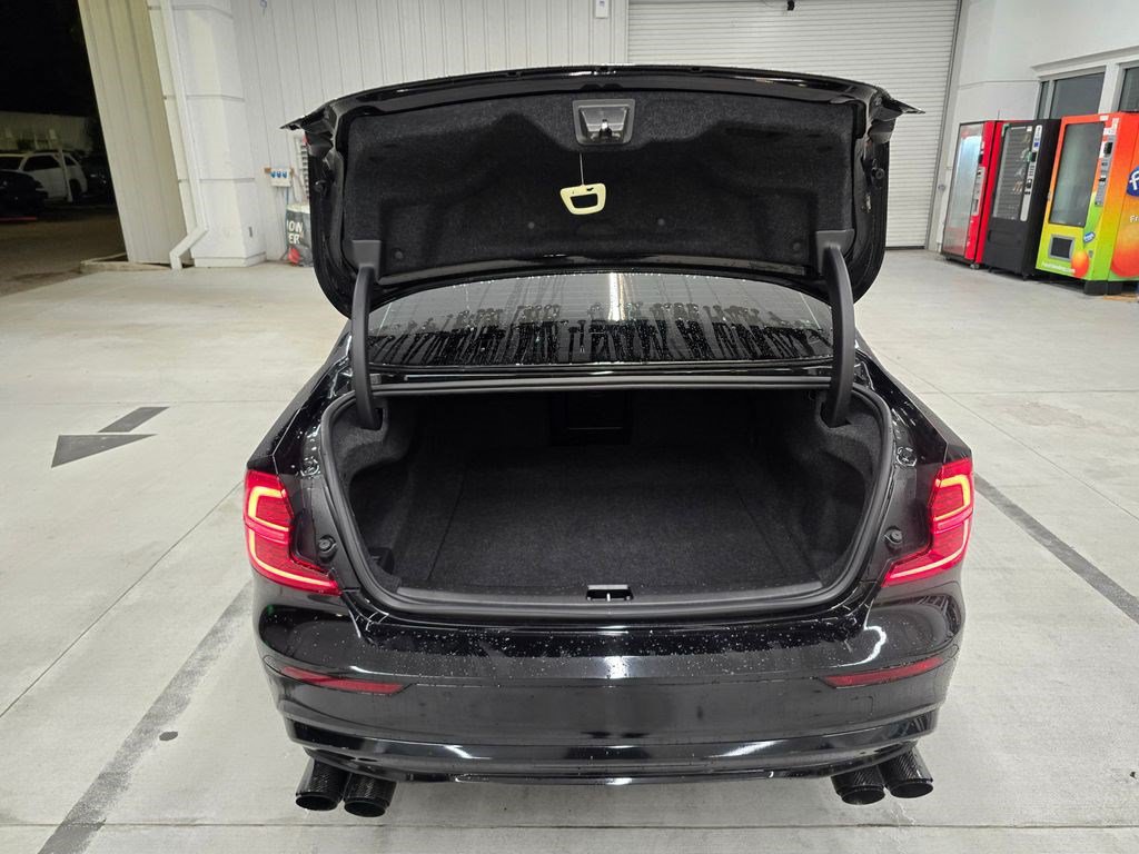 Used 2024 Volvo S60 B5 Plus w/ Climate Package AWD/4WD image 39