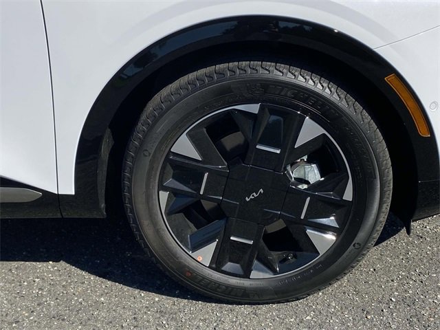 New 2026 Kia Sportage SX image 8