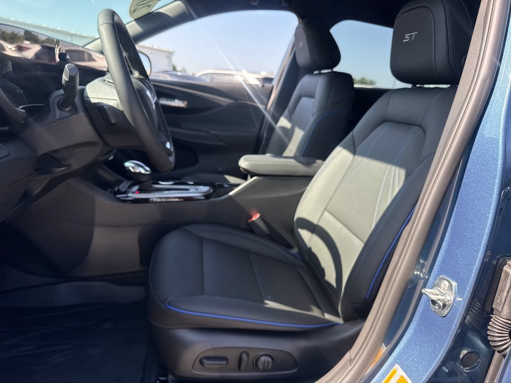 New 2026 Buick Envista Sport Touring w/ Convenience I Package FWD image 14