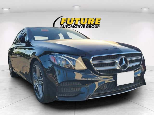 Used 2018 Mercedes-Benz E 300 4MATIC image 1