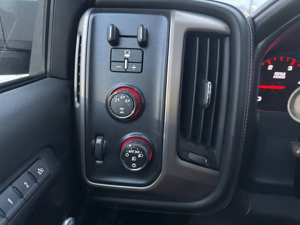Used 2016 GMC Sierra 2500 Denali w/ Duramax Plus Package image 24