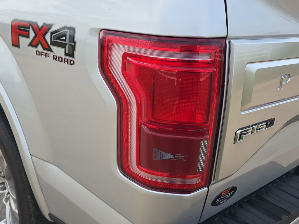 Used 2015 Ford F150 Platinum w/ Equipment Group 701A Luxury image 32