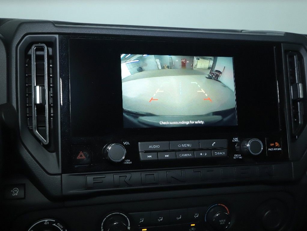 Certified 2025 Nissan Frontier S image 28