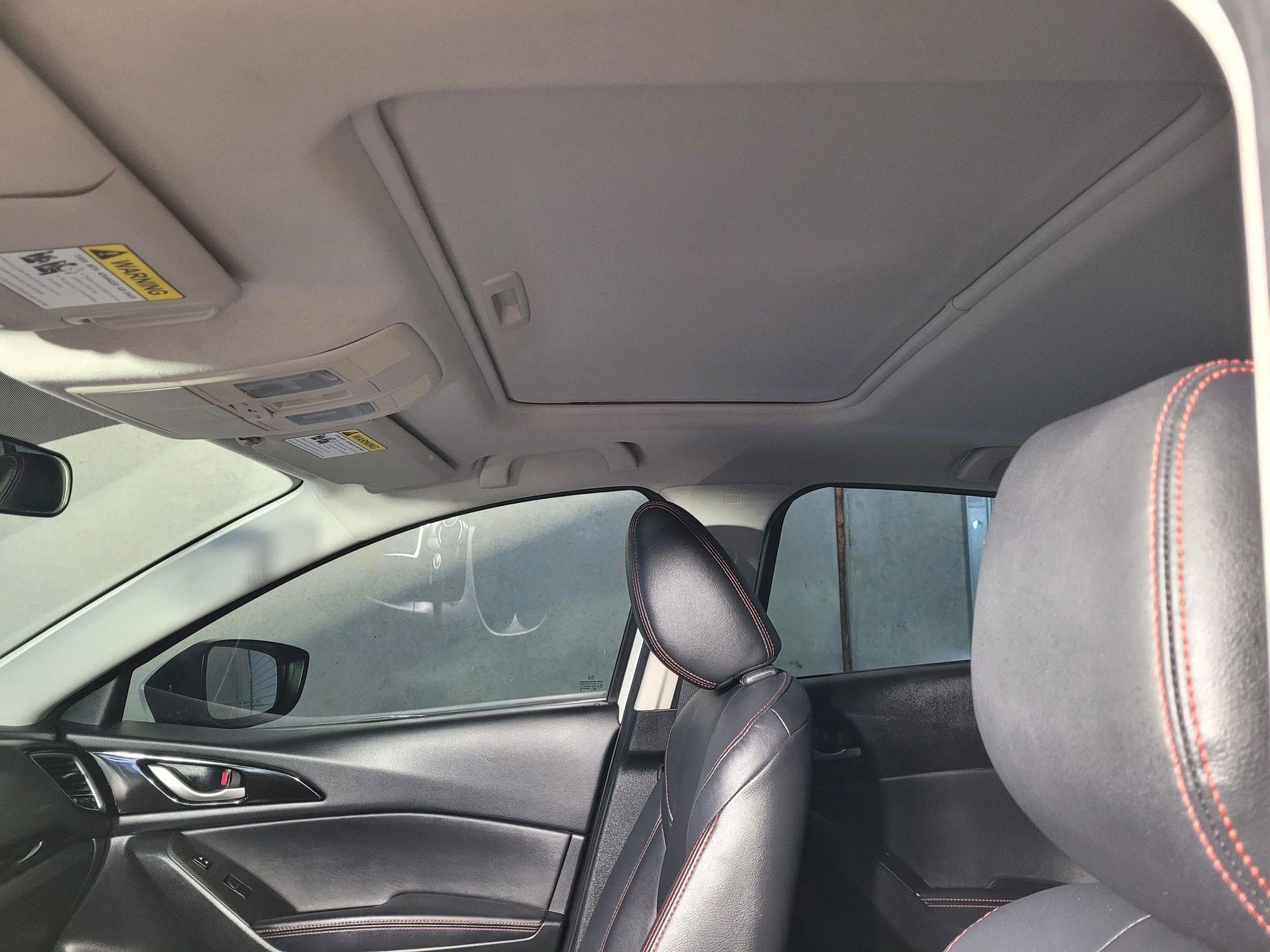 Used 2014 MAZDA MAZDA3 i Grand Touring image 36