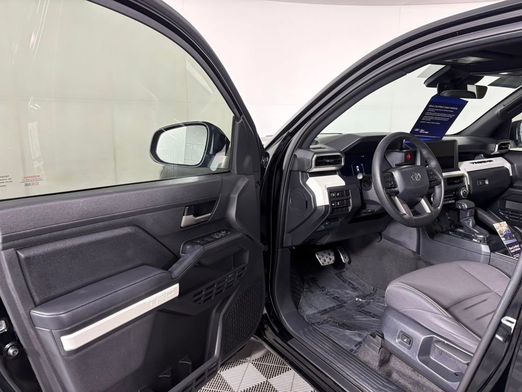 Used 2024 Toyota Tacoma TRD Sport image 11