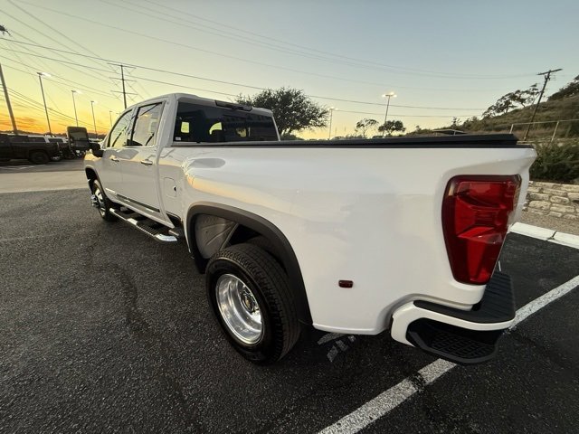 Certified 2024 Chevrolet Silverado 3500 High Country w/ Technology Package image 23
