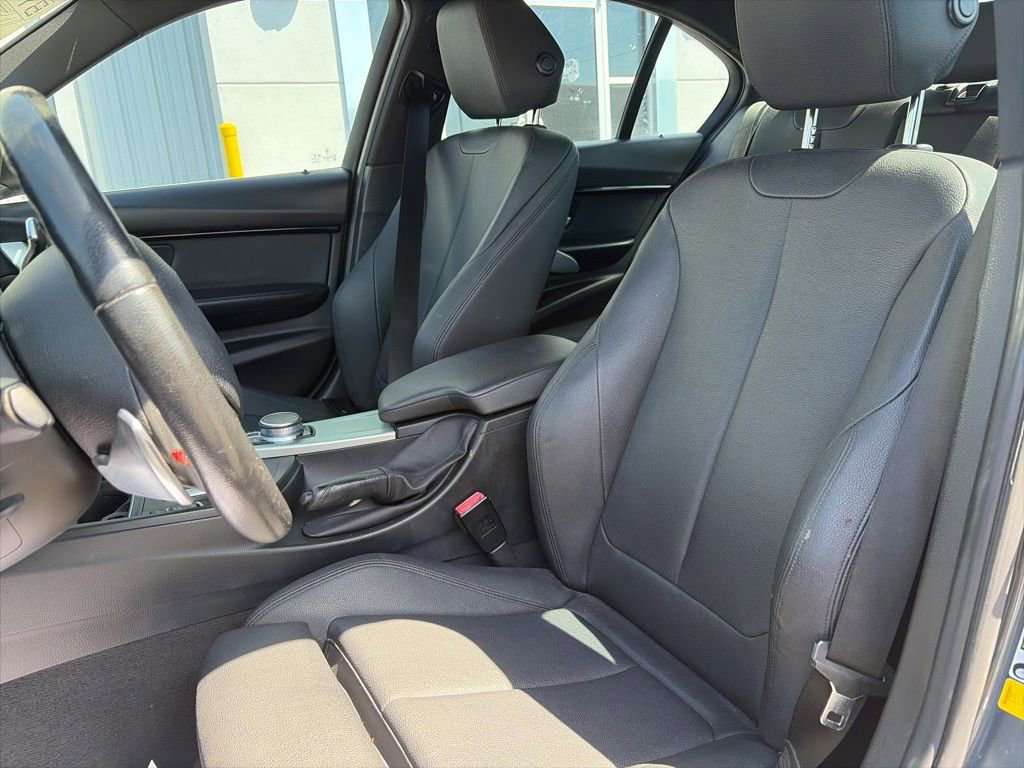 Used 2018 BMW 330i Sedan image 9