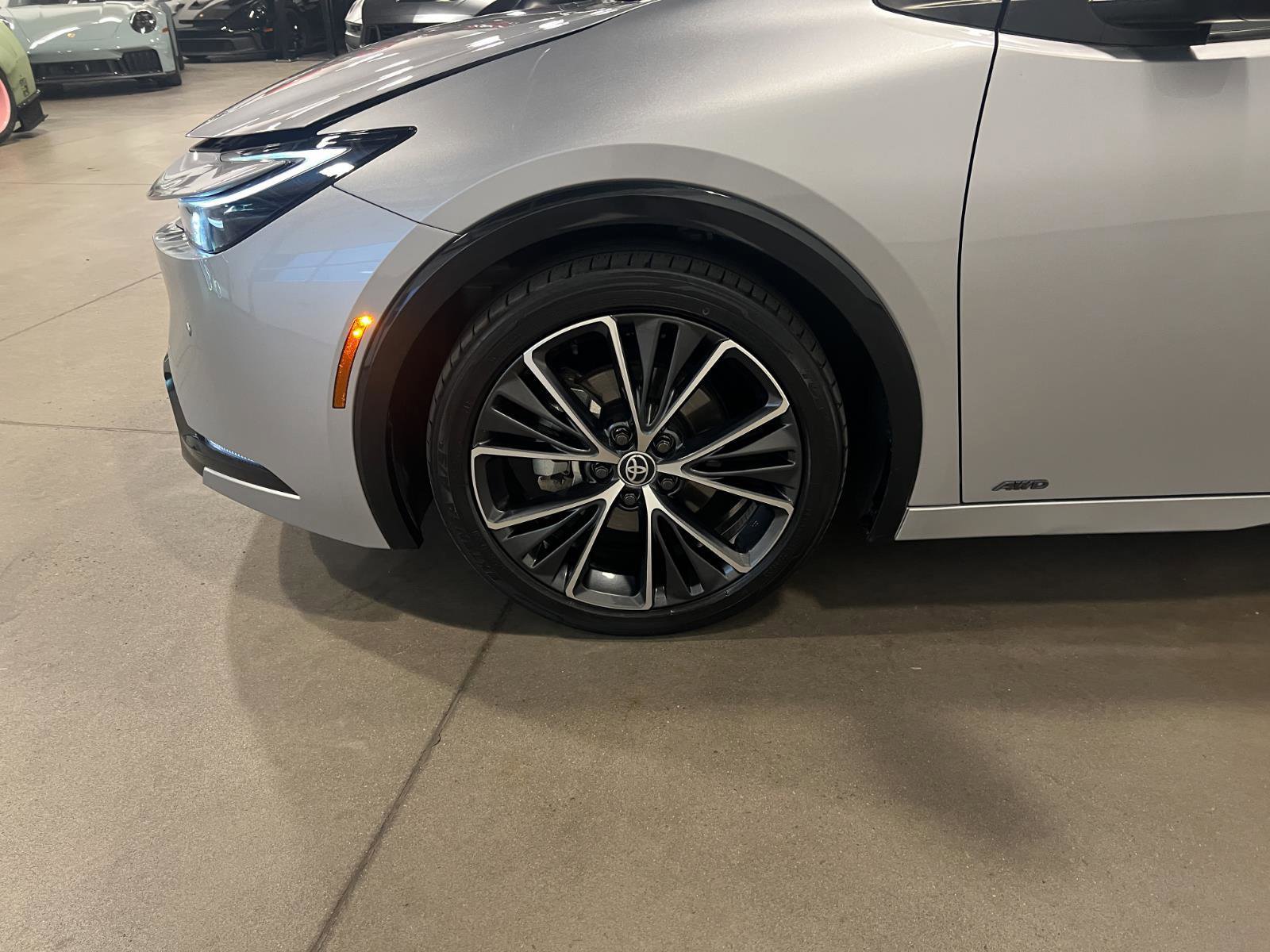 Used 2023 Toyota Prius Limited AWD/4WD image 43