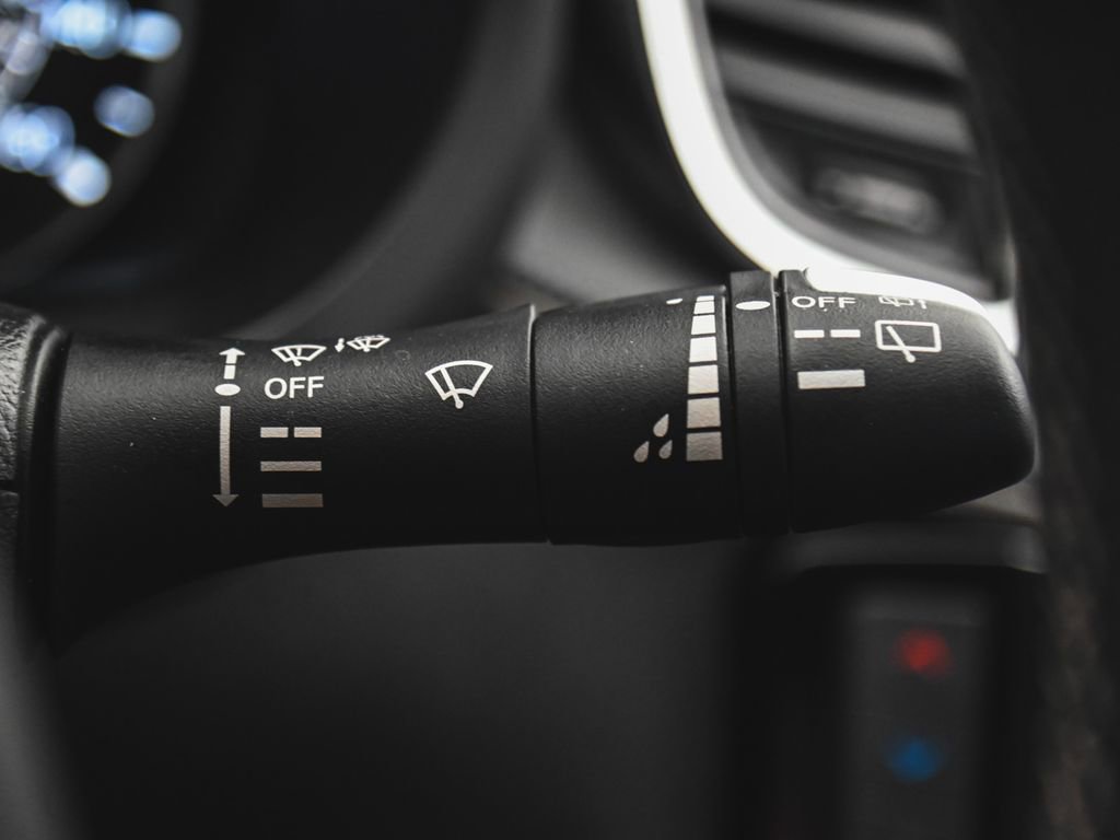 Used 2023 INFINITI QX55 Luxe w/ Cargo Package image 31