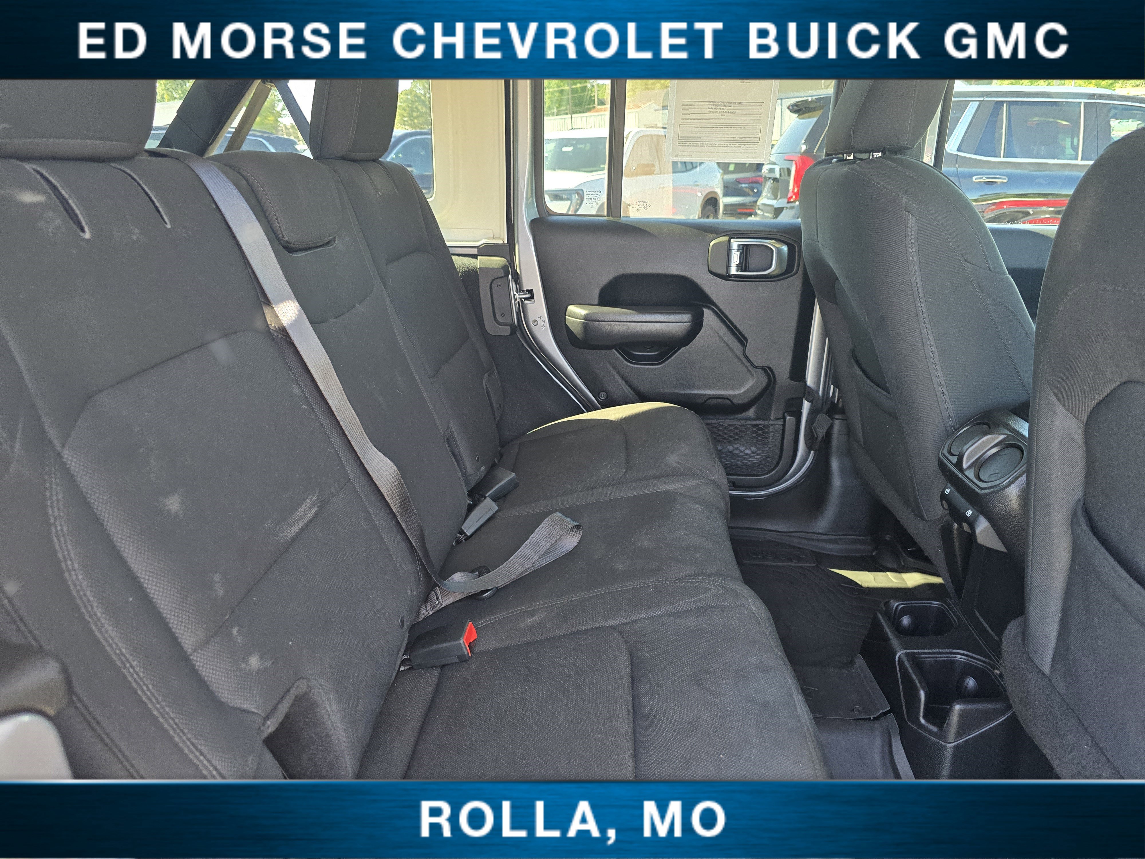 Used 2018 Jeep Wrangler Unlimited Sport S AWD/4WD image 22