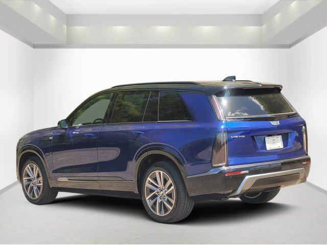 New 2027 Cadillac Vistiq Sport w/ LPO, Floor Liner Package AWD/4WD image 3