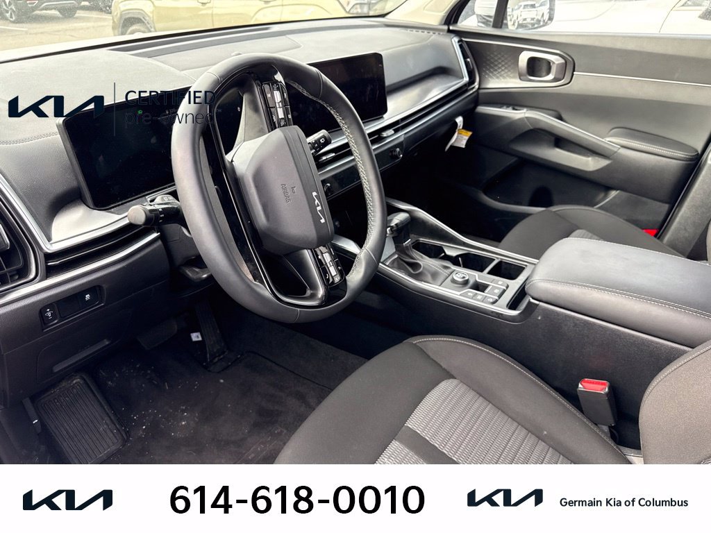 Certified 2026 Kia Sorento LX FWD image 8