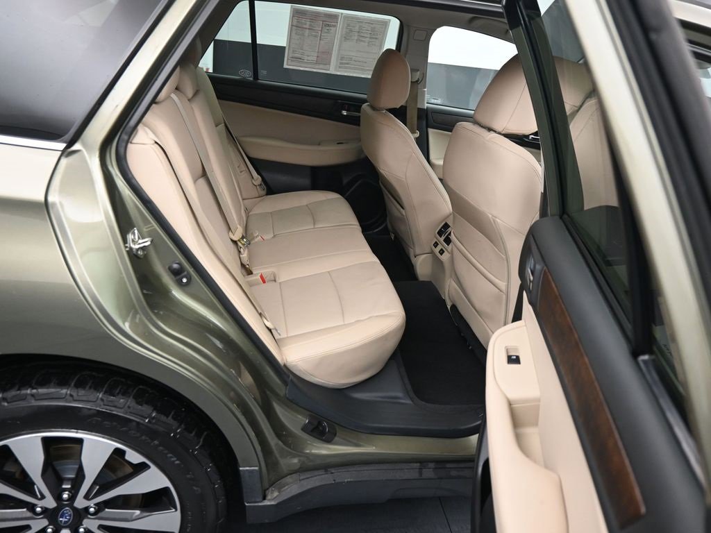 Used 2017 Subaru Outback 2.5i Limited image 11