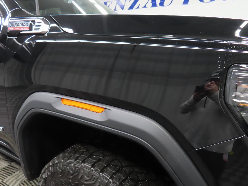 Used 2025 GMC Sierra 2500 AT4X image 36