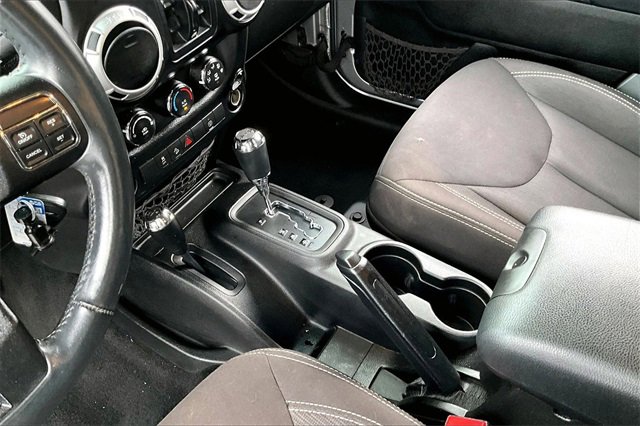 Used 2014 Jeep Wrangler Unlimited Rubicon w/ Dual Top Group image 14