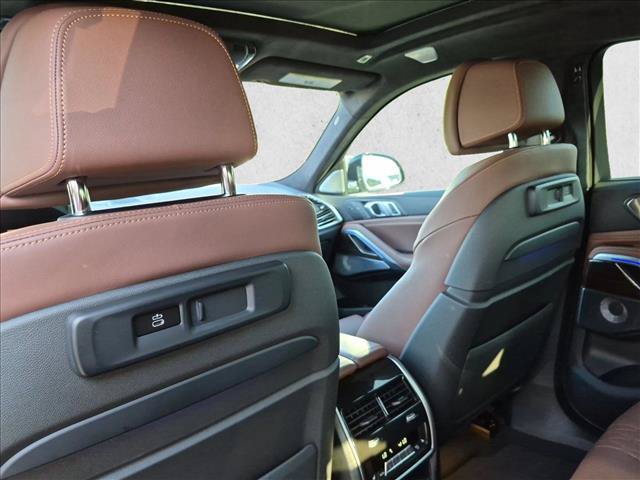 Used 2023 BMW X6 M50i w/ Executive Package AWD/4WD image 30
