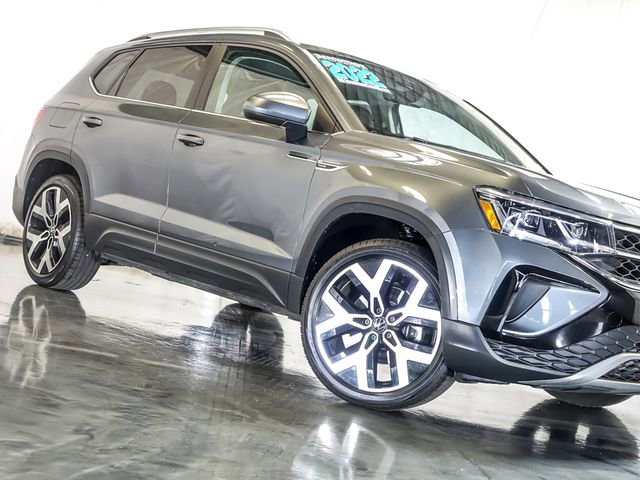 Used 2022 Volkswagen Taos SEL AWD/4WD image 5