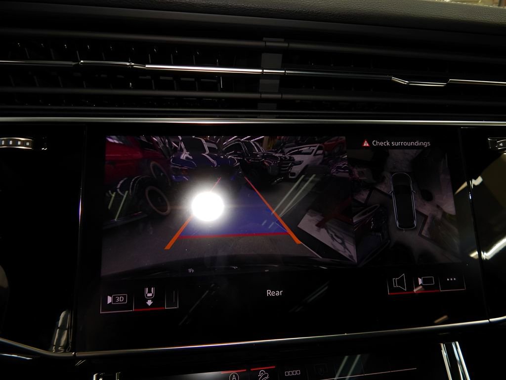 Used 2025 Audi Q7 3.0T Premium Plus image 30