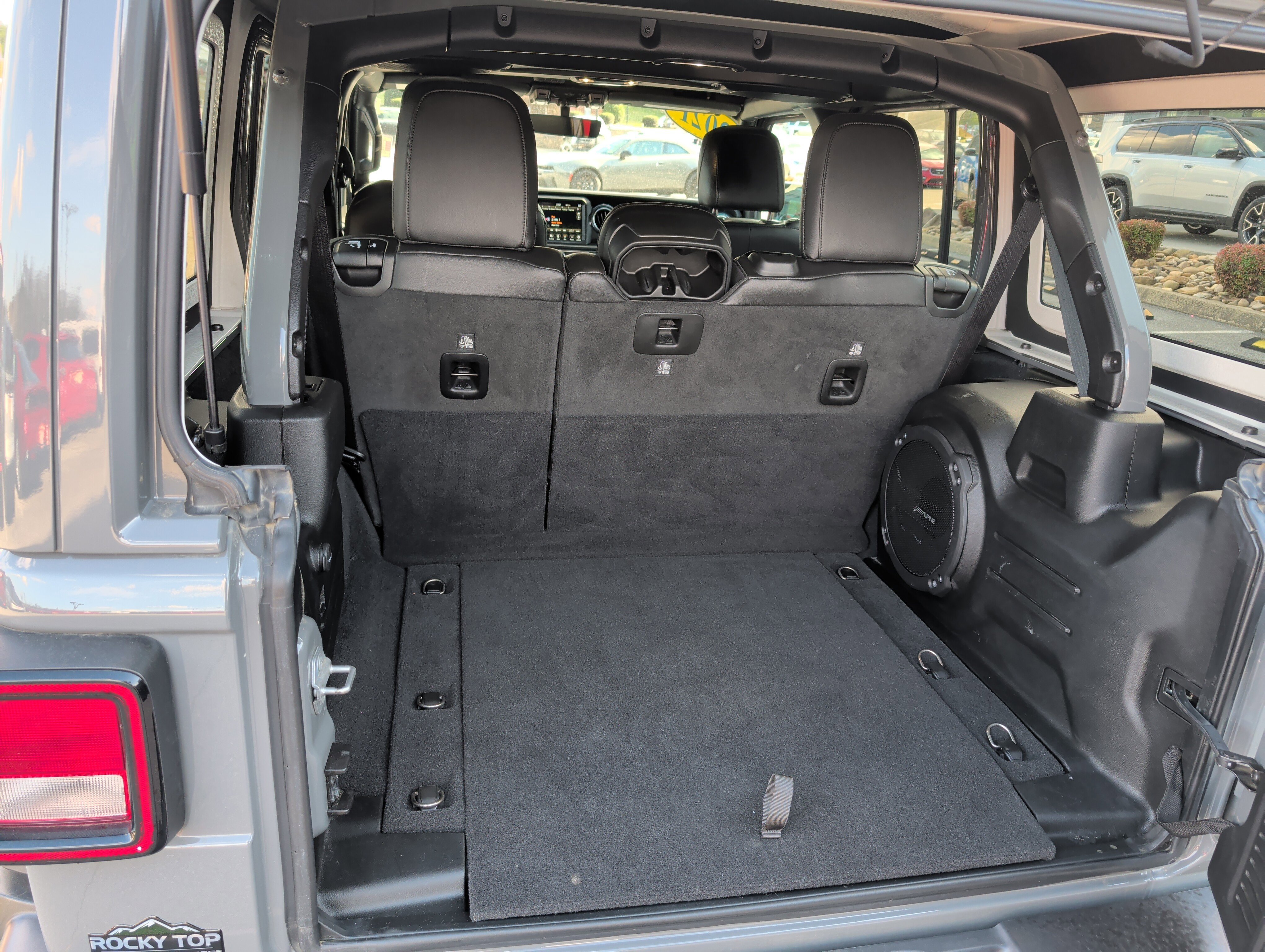 Used 2021 Jeep Wrangler Unlimited Sahara image 18