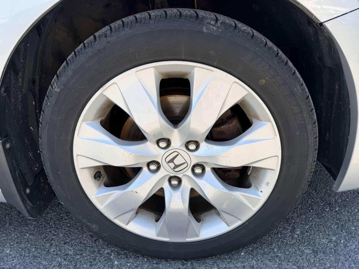 Used 2009 Honda Accord EX-L image 25