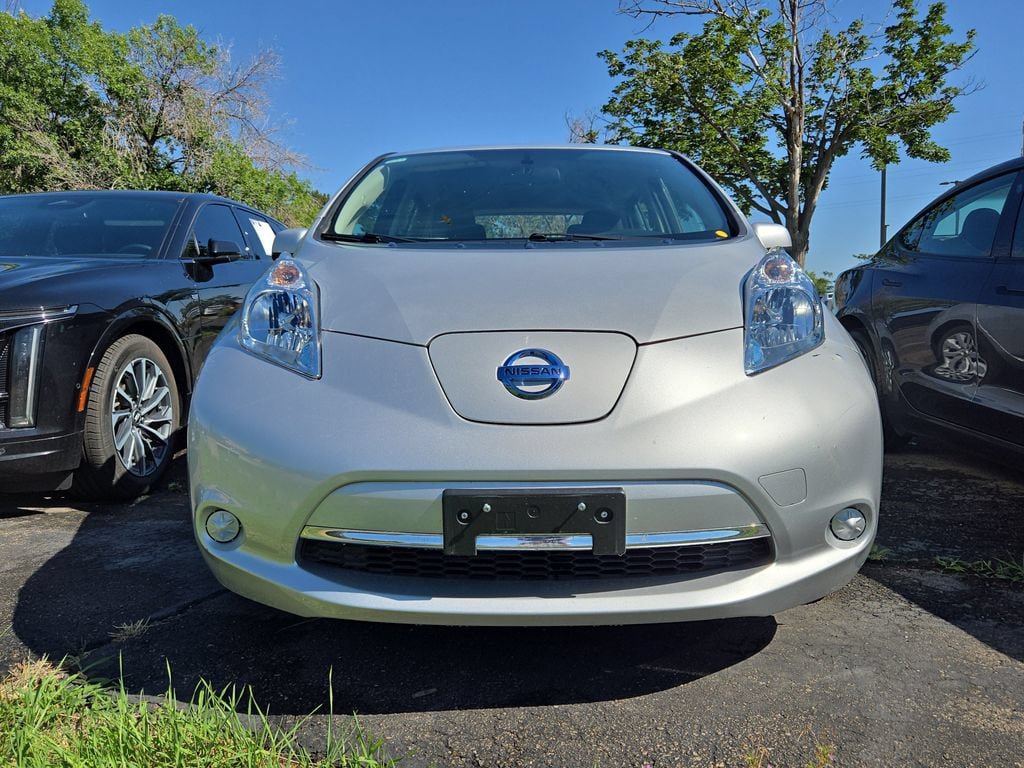 Used 2017 Nissan Leaf S w/ Charge Package FWD image 3