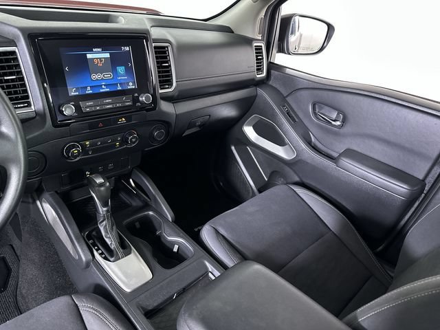 Used 2022 Nissan Frontier SV w/ Technology Package RWD image 36