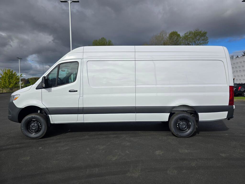 New 2026 Mercedes-Benz Sprinter 2500 image 3