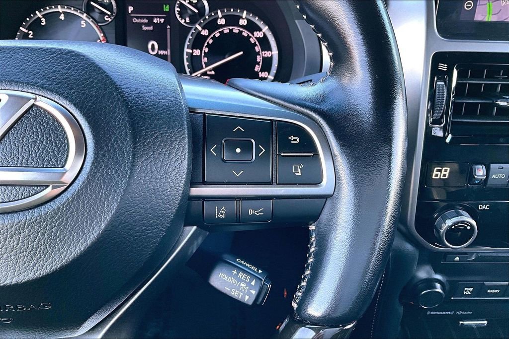 Used 2023 Lexus GX 460 Premium image 12