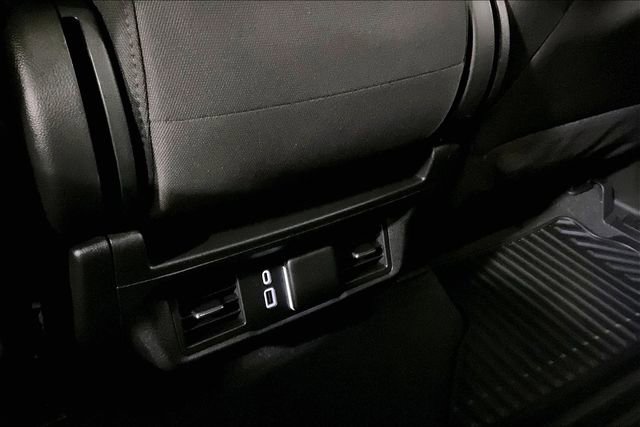 Certified 2024 GMC Sierra 1500 SLE w/ Preferred Package image 27