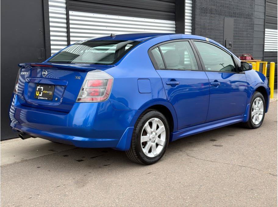 Used 2011 Nissan Sentra 2.0 SR w/ Moonroof Pkg FWD image 3