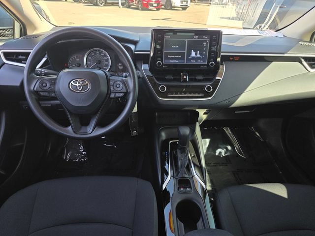 Used 2022 Toyota Corolla LE FWD image 11