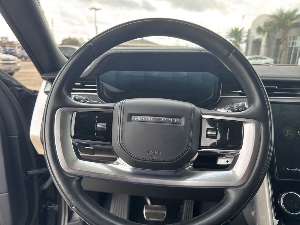 Used 2023 Land Rover Range Rover Long Wheelbase Autobiography AWD/4WD image 16