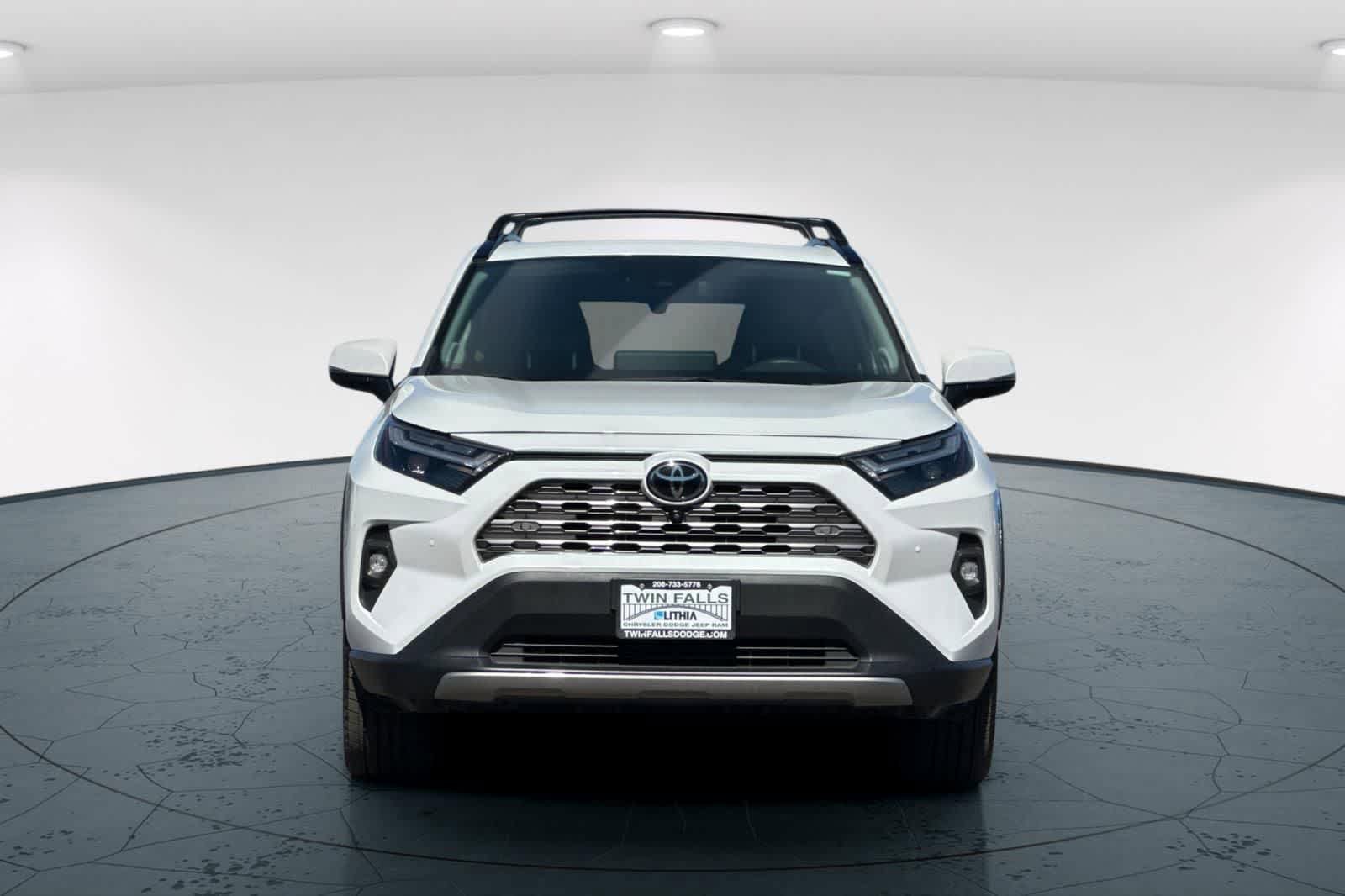 Used 2023 Toyota RAV4 Limited AWD/4WD image 10