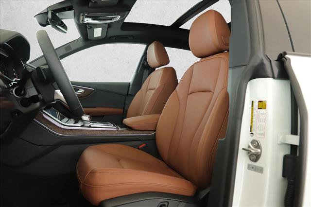 Used 2025 Audi Q8 Premium Plus w/ Premium Plus Package image 10