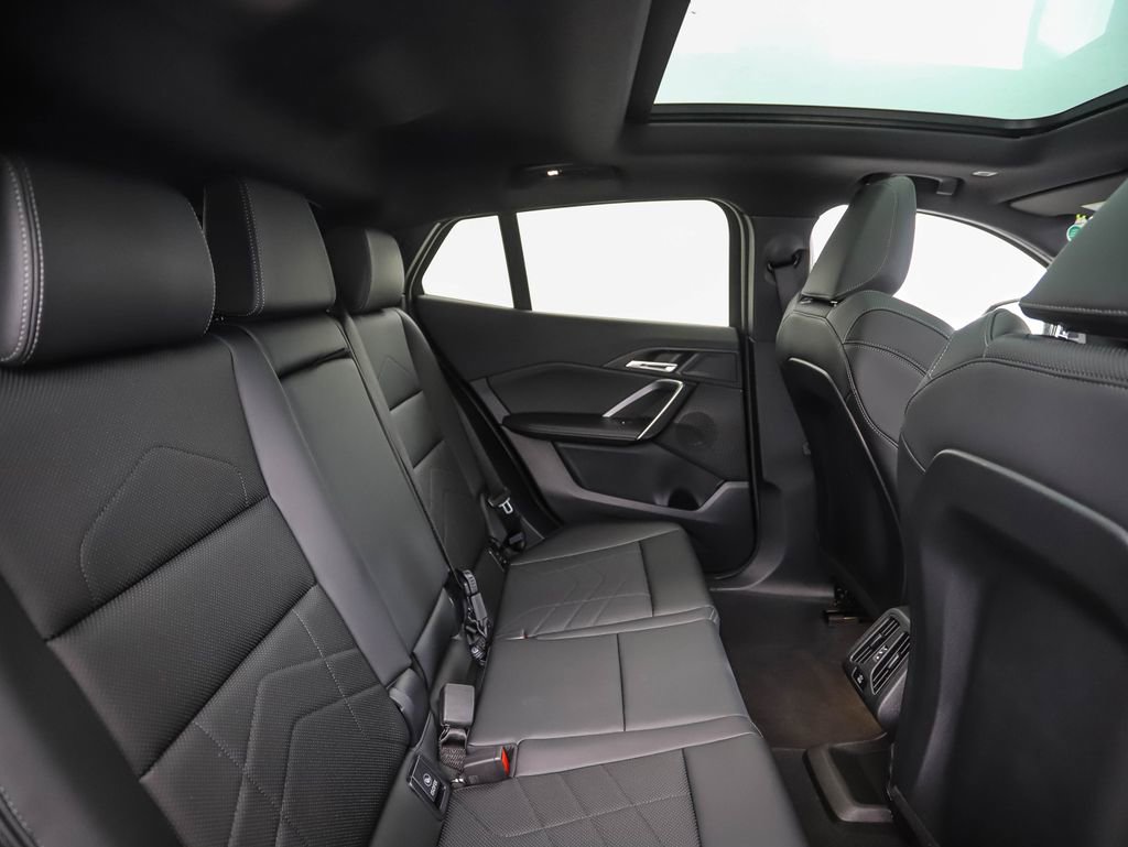 Used 2026 BMW X2 xDrive28i image 26