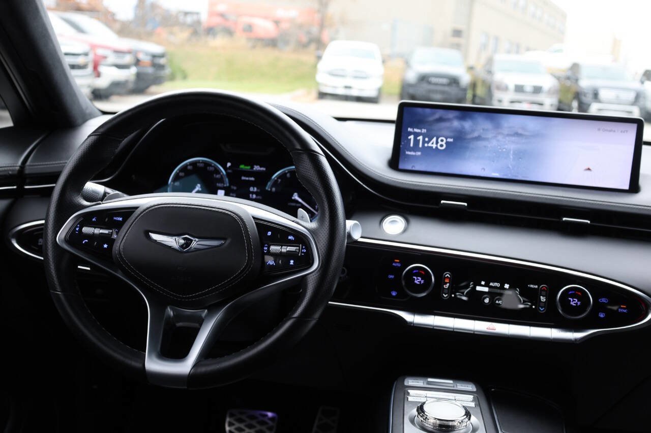 Used 2022 Genesis GV70 3.5T Sport w/ Sport Prestige Package image 24