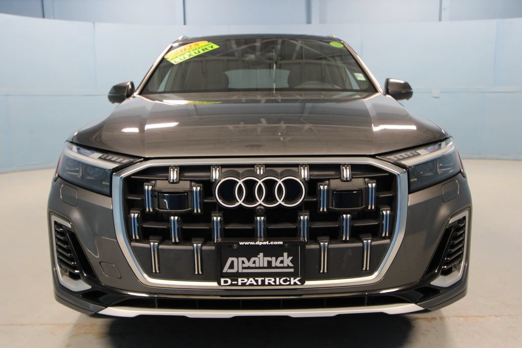 Used 2025 Audi Q7 3.0T Prestige w/ Prestige Package AWD/4WD image 31
