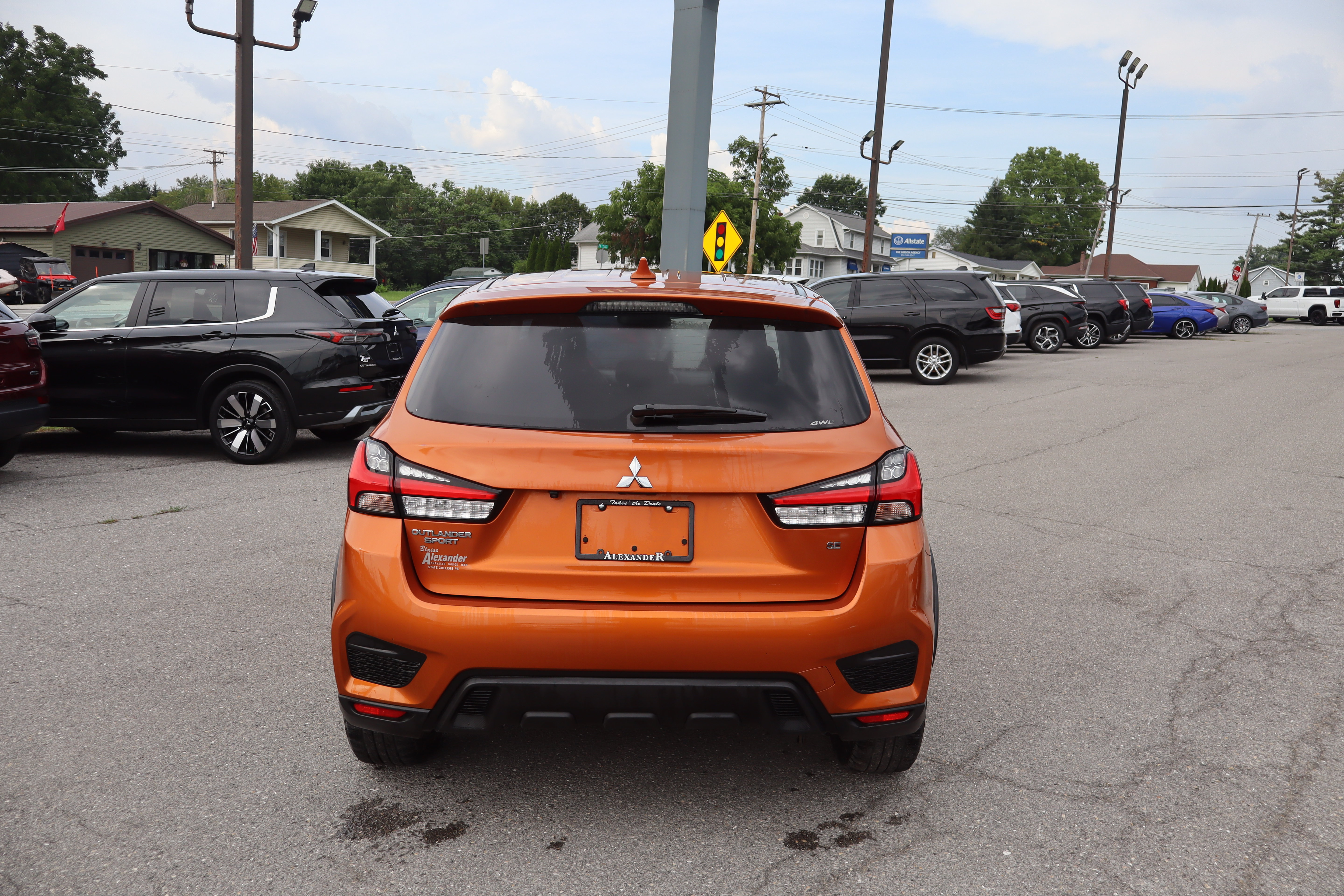 Used 2020 Mitsubishi Outlander Sport SE AWD/4WD image 6