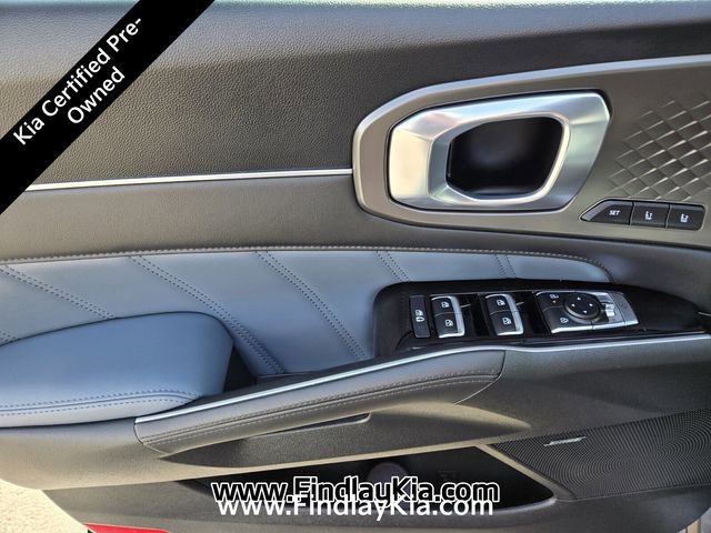 Certified 2025 Kia Sorento SX Prestige AWD/4WD image 23