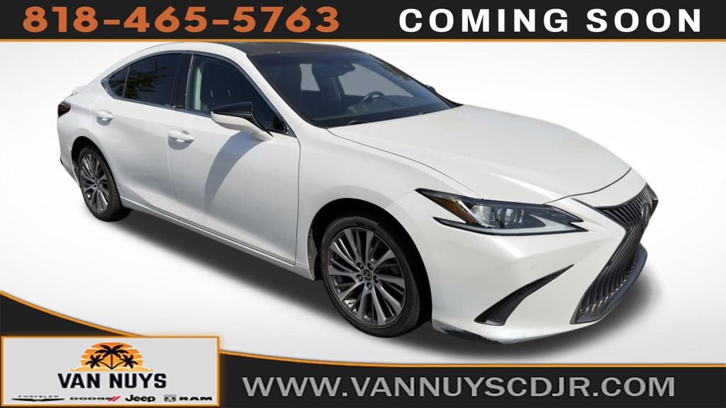 Used 2021 Lexus ES 300h w/ Premium Package