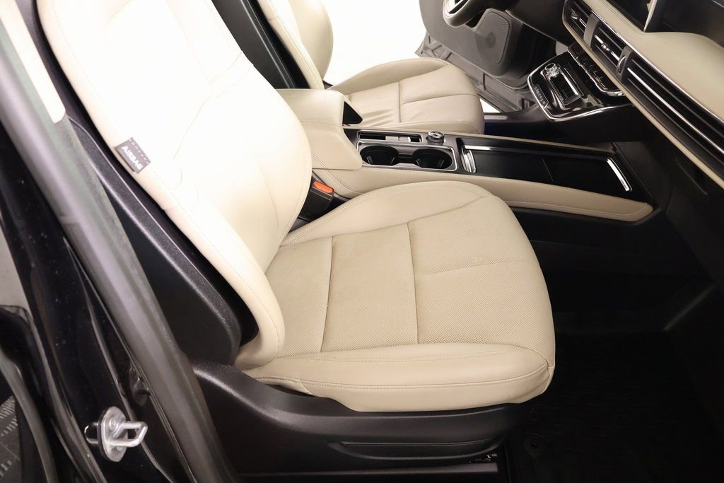 Certified 2025 Lincoln Corsair Reserve image 14