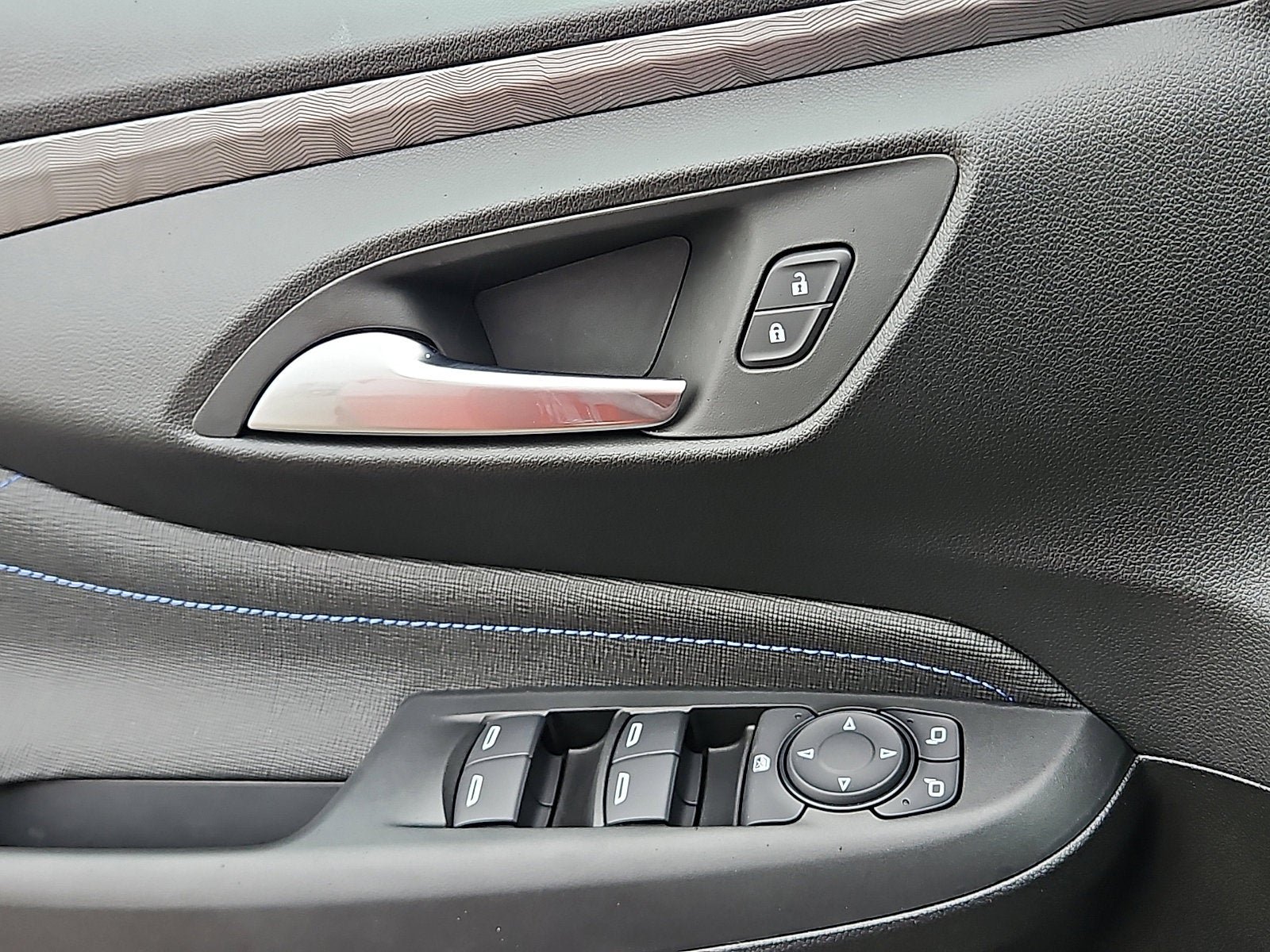 New 2026 Buick Envista Sport Touring w/ Convenience I Package FWD image 19