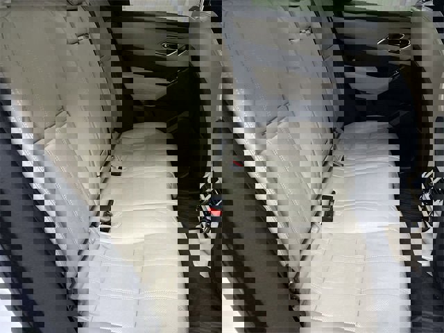 Used 2020 Land Rover Range Rover Velar R-Dynamic S image 28