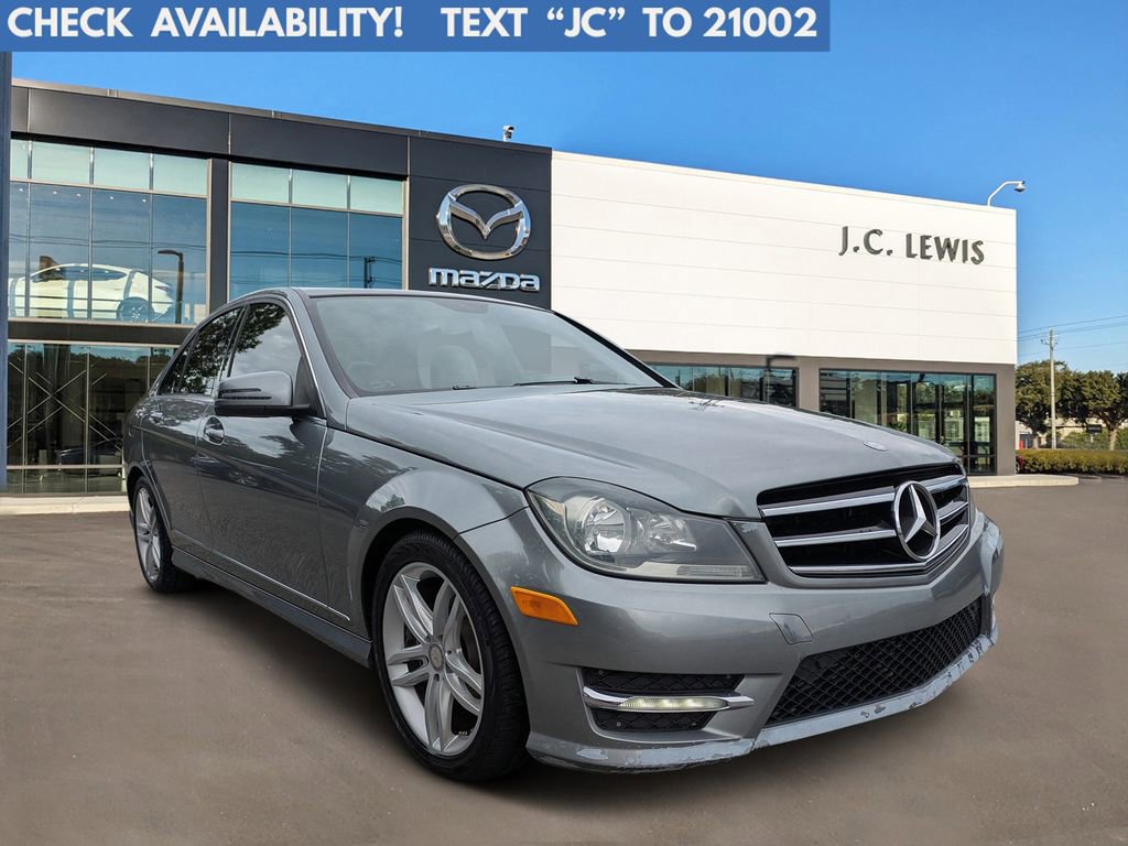 Used 2014 Mercedes-Benz C 250 Sedan image 1