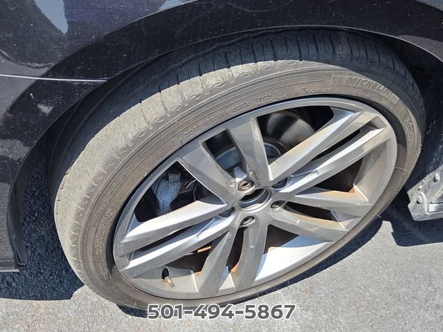 Used 2017 Volkswagen Passat 1.8T R-Line w/ R-Line Lighting Package FWD image 7
